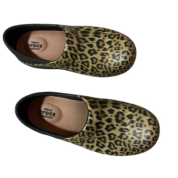 Crocs Triple Comfort Leopard Print Neria Pro Clogs Size 5 - Picture 4 of 7
